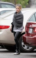 hilary-duff-lunch-9128-2.preview.JPG