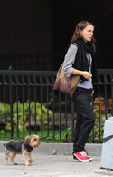 natalie-portman-dog-1158-2.jpg