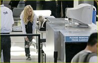 alyson-michalka_NET-la2008mar23-laxairport-0012.jpg