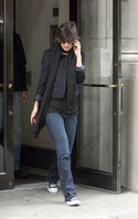 katie-holmes-nyc-1158-7.jpg