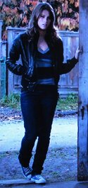 Reaper - Missy Peregrym 01.jpg