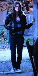 Reaper - Missy Peregrym 02.jpg