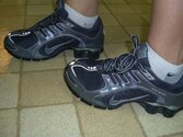 black & gray nike shox nzvina 2.jpg