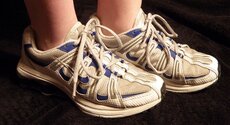 white & blue nike shox turbo 2.jpg