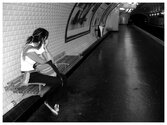 En_attendant_le_metro_by_citr0n.jpg