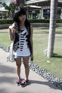 vest-shorts-space-shirt-substance-purse-vans-shoes_400.jpg