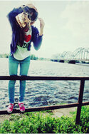 purple-h-m-cardigan-blue-uniqlo-jeans-pink-keds-shoes-white-shirt_400.jpg