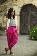 white-guess-vest-black-top-pink-pants-brown-keds-silver-tiffany-co-bra_400.jpg