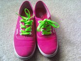 Neon_shoes_by_XmaximumXannabethX.jpg