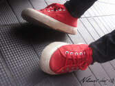 Red_shoes_by_Natsumi_chan_03.jpg