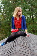 red-chanel-bag-red-thrifted-blouse-blue-keds-shoes-black-forever-21-skirt-_4001.jpg