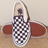  : gallery : collection : 1998 : 08 : chk_vans.jpg