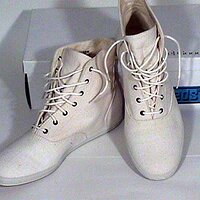  : gallery : collection : 1999 : 01 : Keds042.JPG