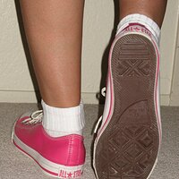 converse all star pink leather 50m rear.jpg