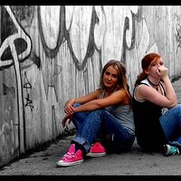 Converse_girls__by_emilie_strange.jpg