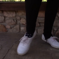 lizzy reviewing her keds_ from review to sold_.mp4