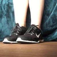 sneakers without socks.mp4