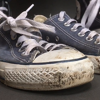 crushing old converse and black high top tease.mp4