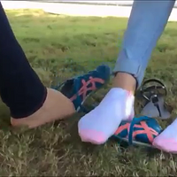 shoeplay in tiger.mp4