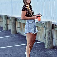 high-waisted-denim-shorts-231biv-1-510x793.jpg