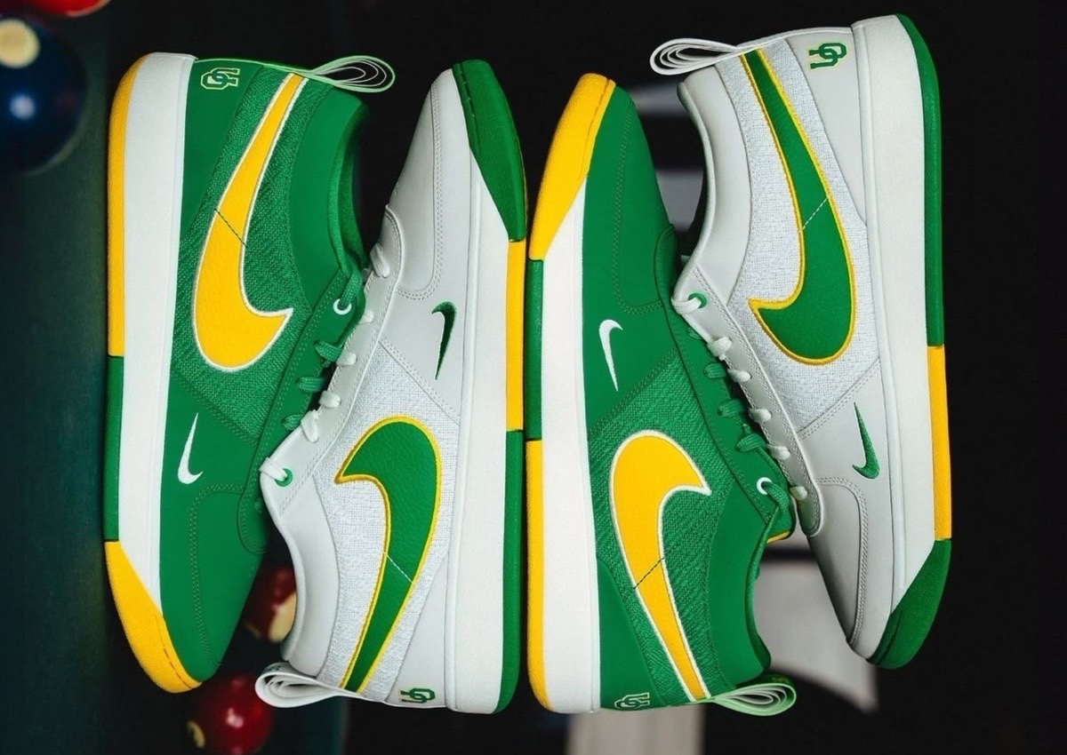 Nike-Book-1-Oregon-Ducks-PE.jpg